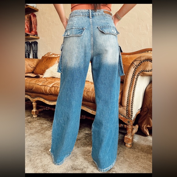 Cello “driskell cargo” jeans, size 3 - Picture 2 of 3